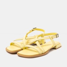 Dámské elegantní sandály BERGAMO#2001 NAPPA SHINNY PALE YELLOW / BERGAMO