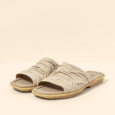 Dámské pantofle#N5932 WAX NAPPA CREAM / MAKISU