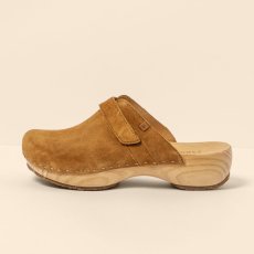 Dřevěné pantofle clogs#N5834 SILK SUEDE TOFFEE / SHOKUNIN Dřevěné pantofle clogs#N5834 SILK SUEDE TOFFEE / SHOKUNIN