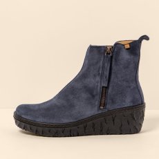Kotníčkové boty na klínku#N5167 SILK SUEDE OCEAN / MYTH YGGDRASIL