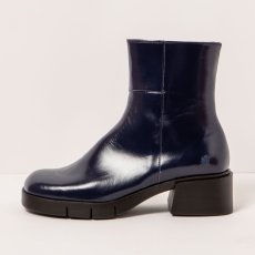 Kotníkové boty na podpadku#1284 NAPPA SHINNY NAVY / VARSOVIA