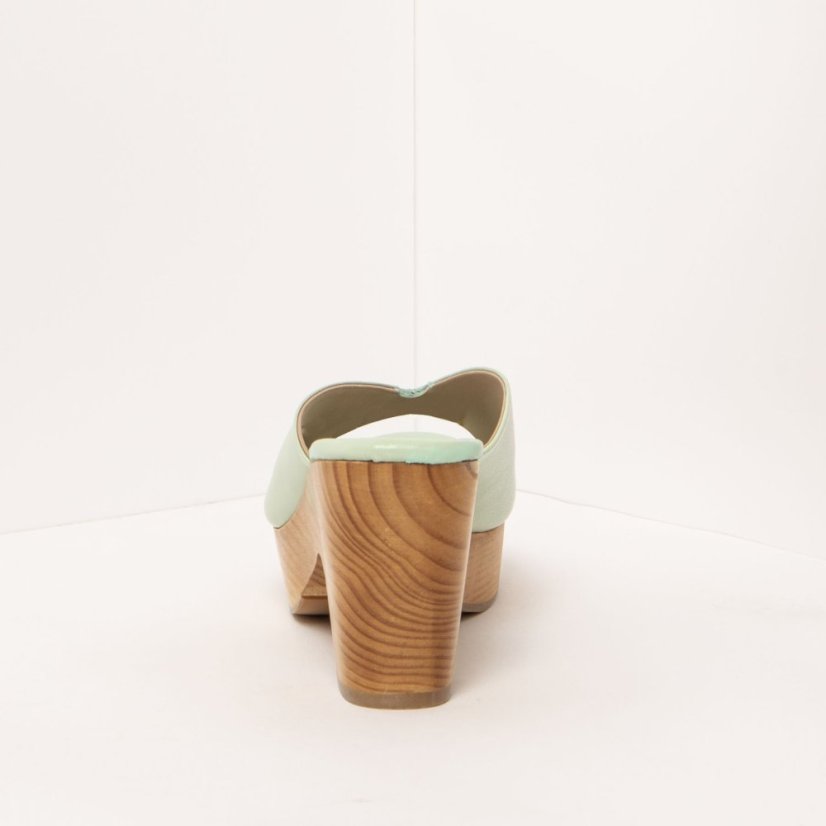 Elegantní dámské pantofle#S3274 NAPPA PASTEL GREEN/ ST.LAURENT SANDAL