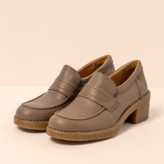 Semišové mokasíny s podpatkem#N5667S SOFT NAPPA PLUME / TICINO