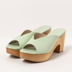 Elegantní dámské pantofle#S3274 NAPPA PASTEL GREEN/ ST.LAURENT SANDAL