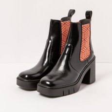 Chelsea boty na podpatku#1983 NAPPA SHINNY BLACK-SALMON/BERNA